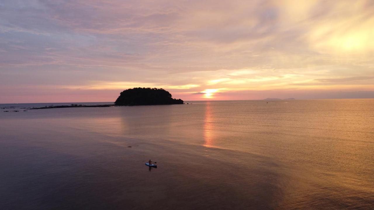 Le Dugong Libong Resort Luaran gambar